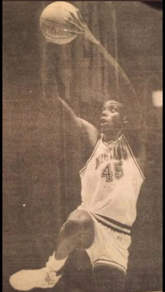 NBA Veteran Bo Outlaw Heads into NISD Hall of Honor! Bo Outlaw 1989 SA Jay
